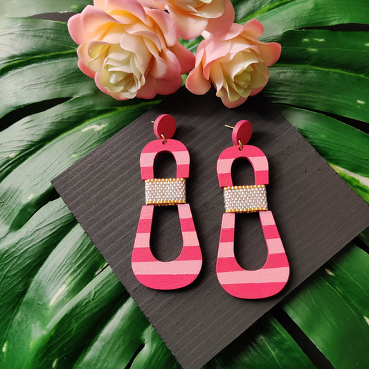 HOURGLASS EARRINGS | PASTEL GUAVA